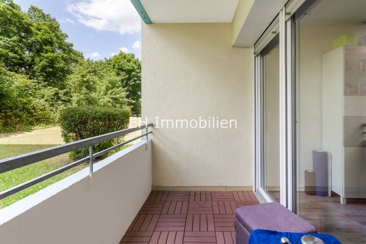 Balkon mit Blick ins Grüne