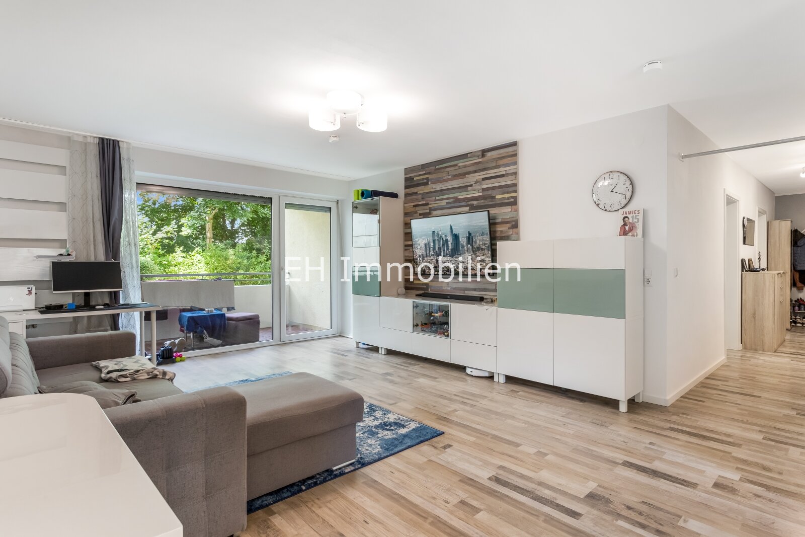 Attraktive, moderne 3-Zi.-Eigentumswohnung mit sonnigem Balkon in Frankfurt-Fechenheim 